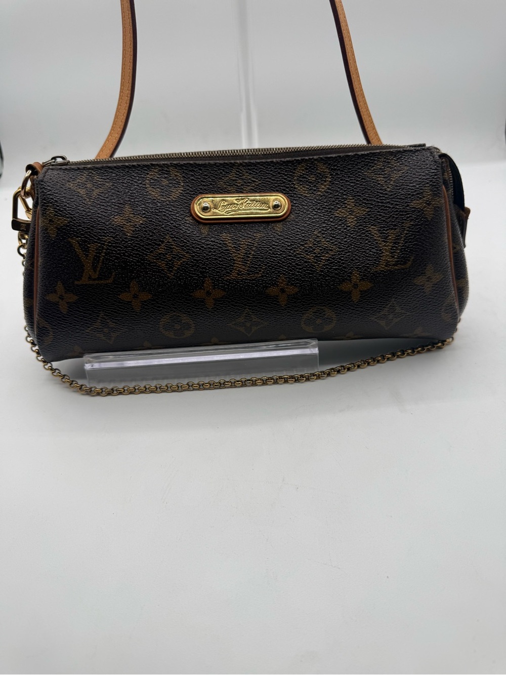 Louis Vuitton Monogram Eva bag w/COA 🔥🔥